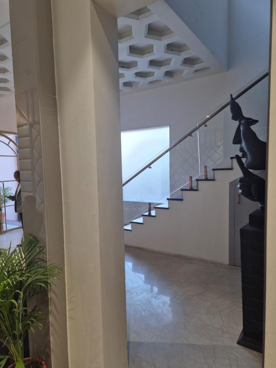 Hotel Adsan Heights Gajraula Εξωτερικό φωτογραφία